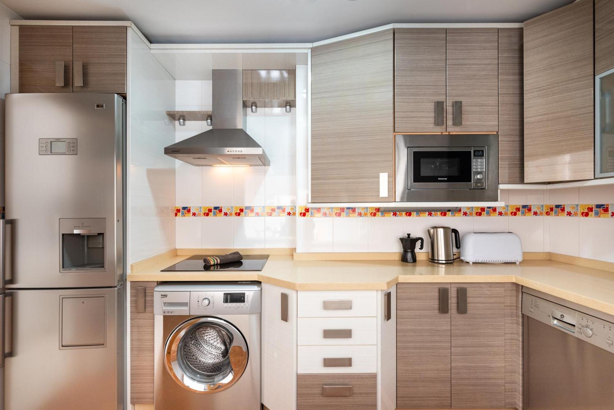 Wintowinrentals Quiet Apartment, Good Location, Free Parking Apartment Málaga